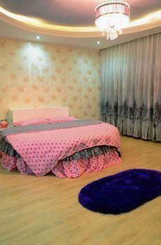 Fenghuang Yiguangnian Fashion Hotel Exterior foto